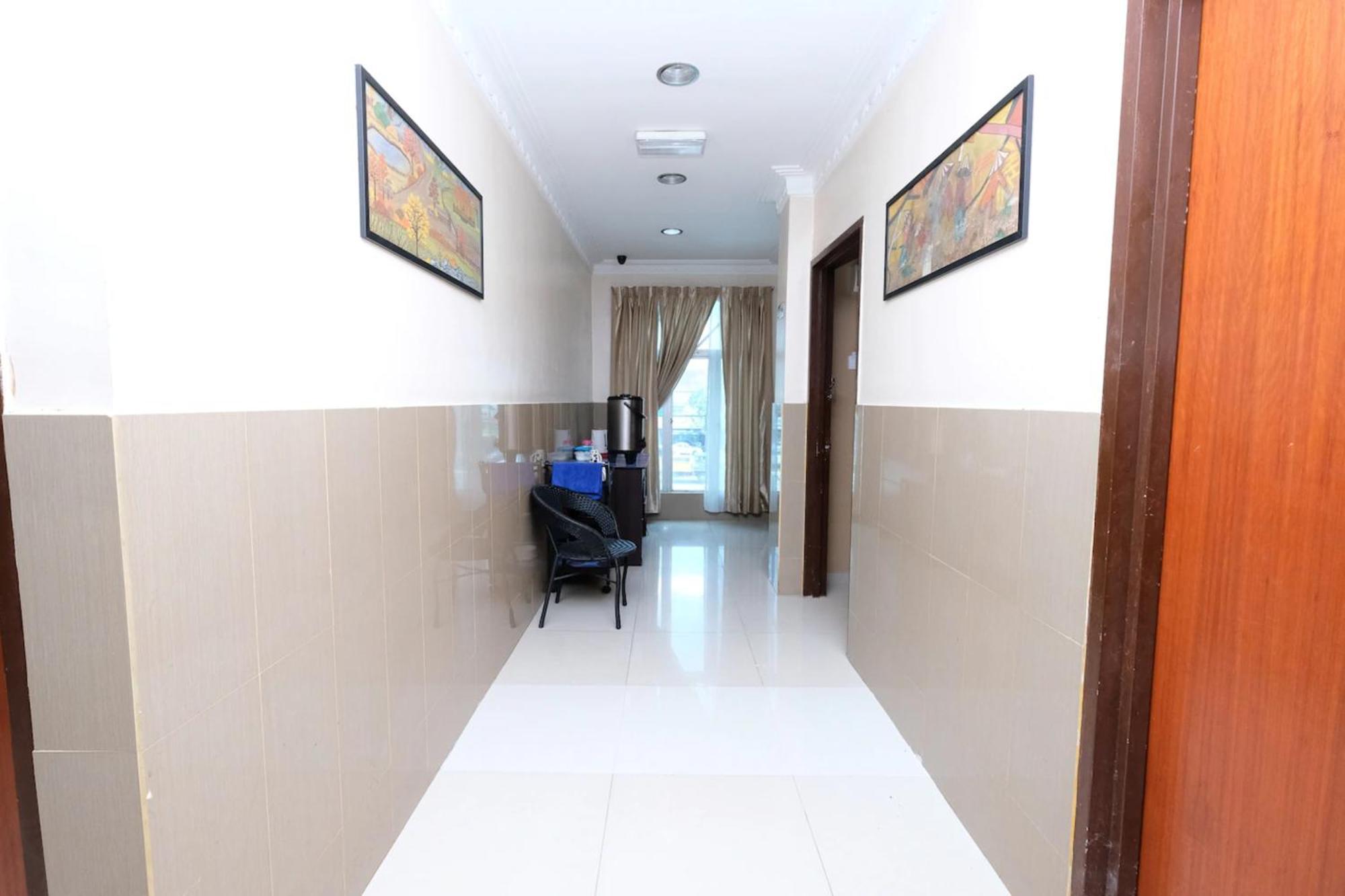 Super Oyo 707 Ayuni Hotel Bangi Bagian luar foto
