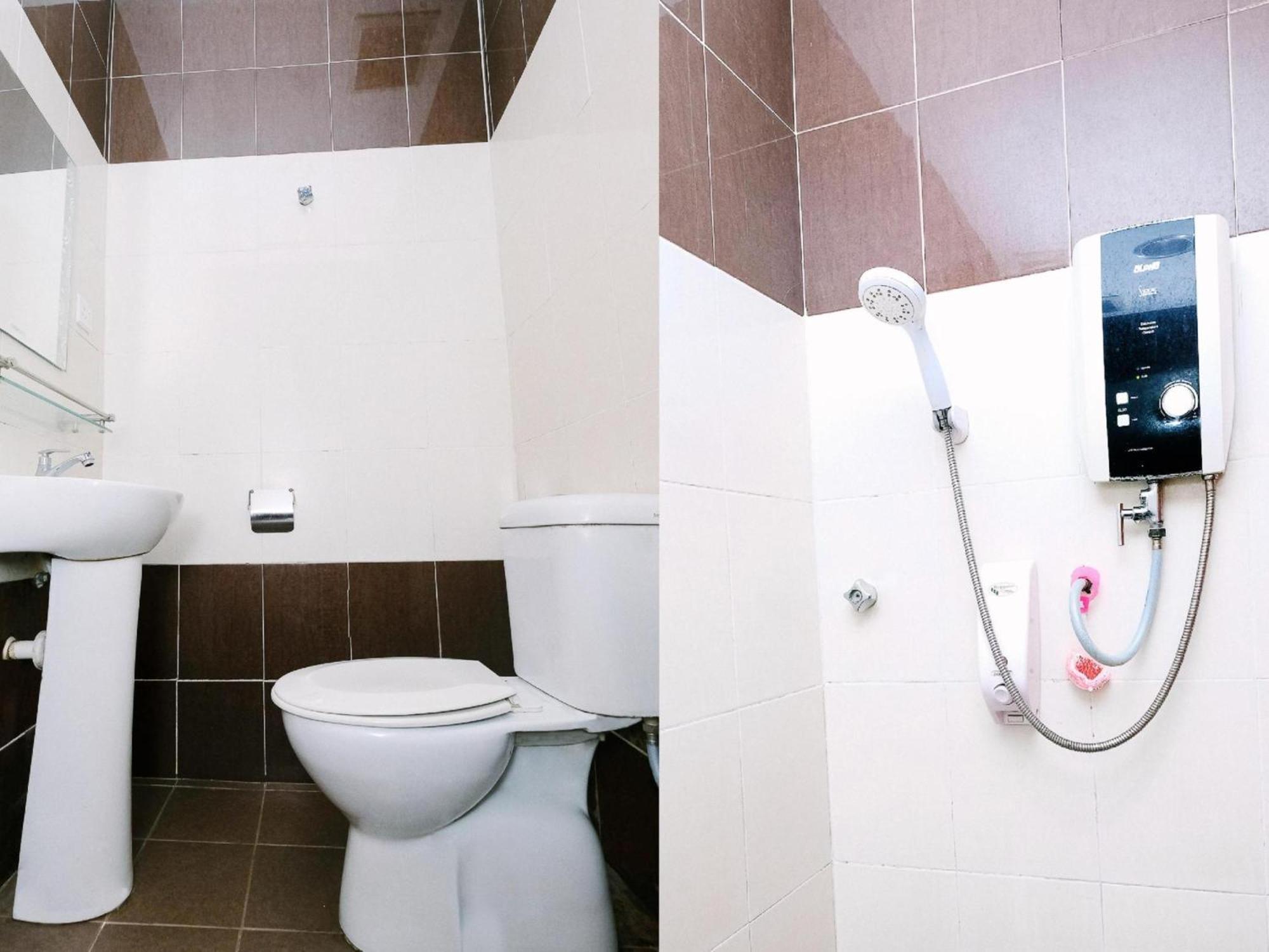 Super Oyo 707 Ayuni Hotel Bangi Bagian luar foto