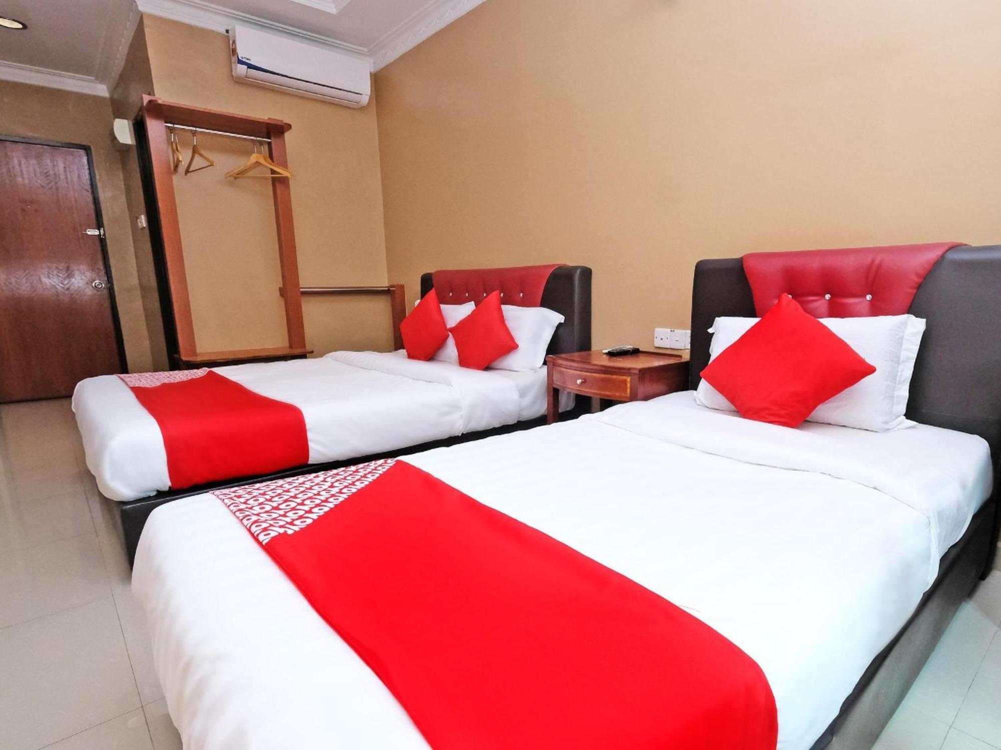 Super Oyo 707 Ayuni Hotel Bangi Bagian luar foto