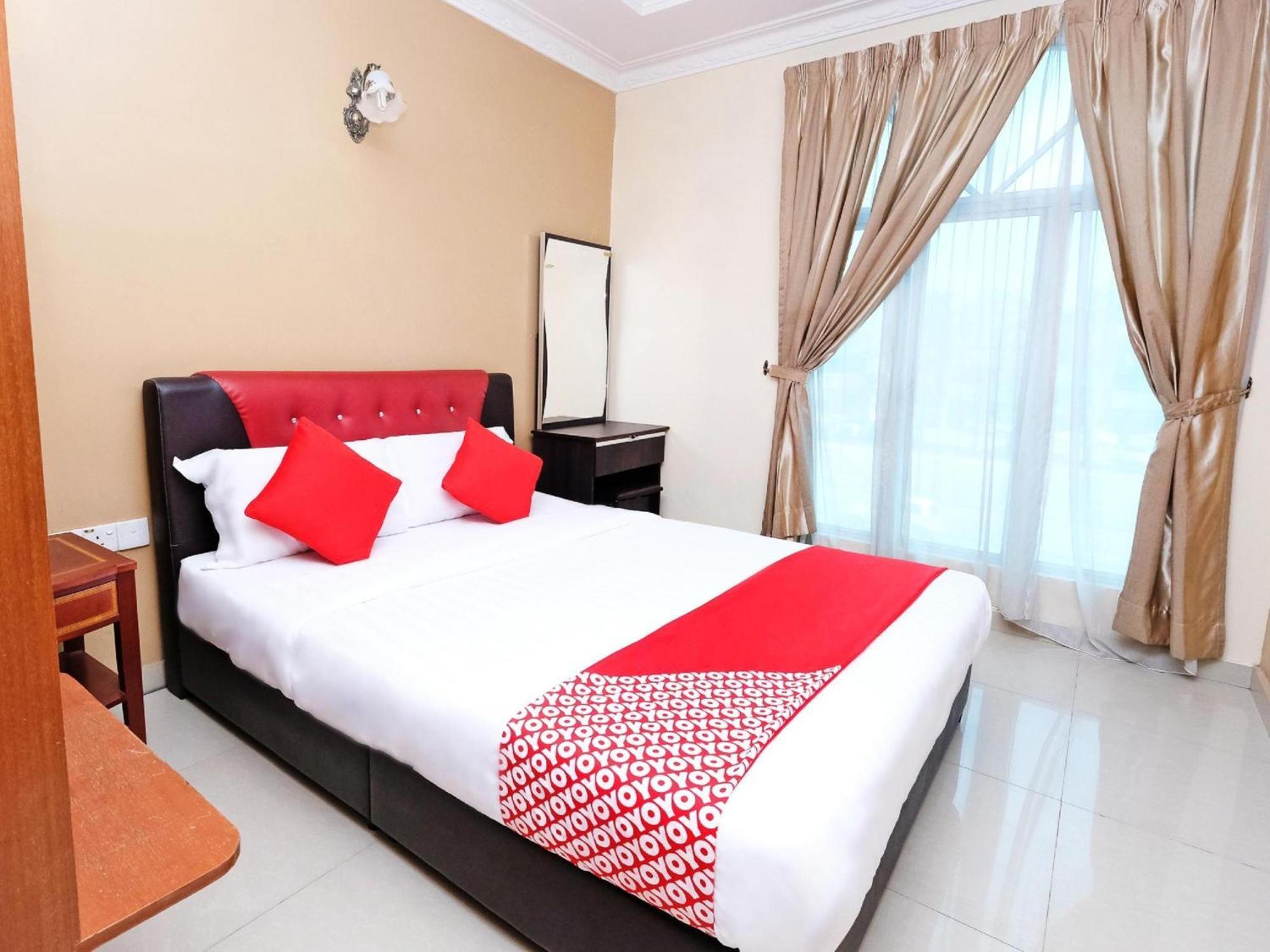 Super Oyo 707 Ayuni Hotel Bangi Bagian luar foto