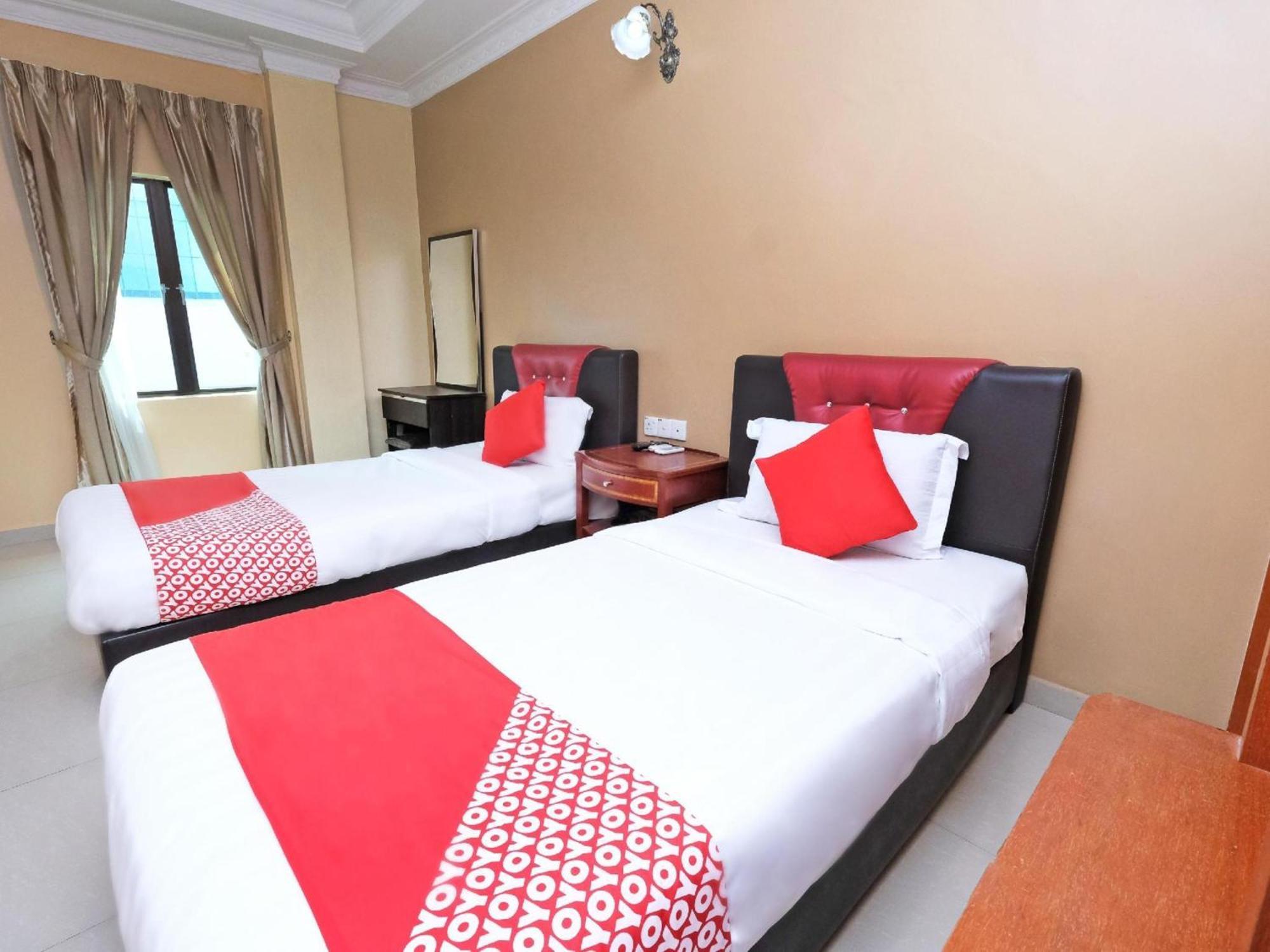 Super Oyo 707 Ayuni Hotel Bangi Bagian luar foto
